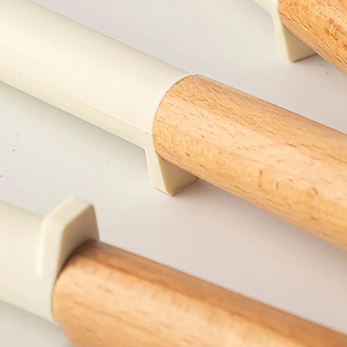 NEW Silicone Spatula Non Stick Pan Wooden Handle Silicone Vegetable Heat-resistant Silicone Cooking Spatula Spoon Kitchen tool - Happy Bambino