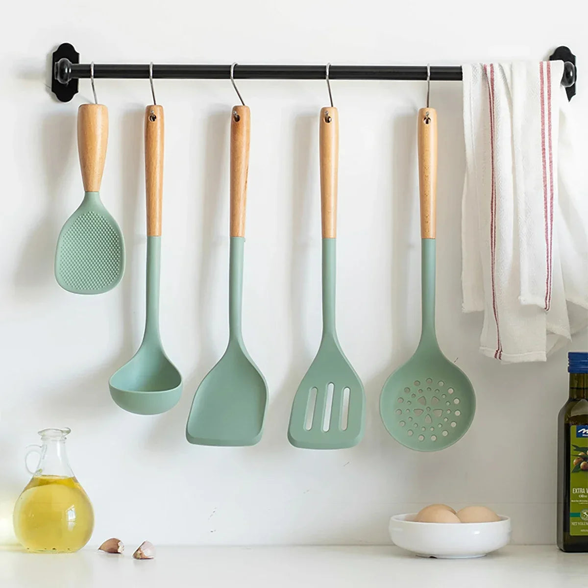 NEW Silicone Spatula Non Stick Pan Wooden Handle Silicone Vegetable Heat-resistant Silicone Cooking Spatula Spoon Kitchen tool - Happy Bambino